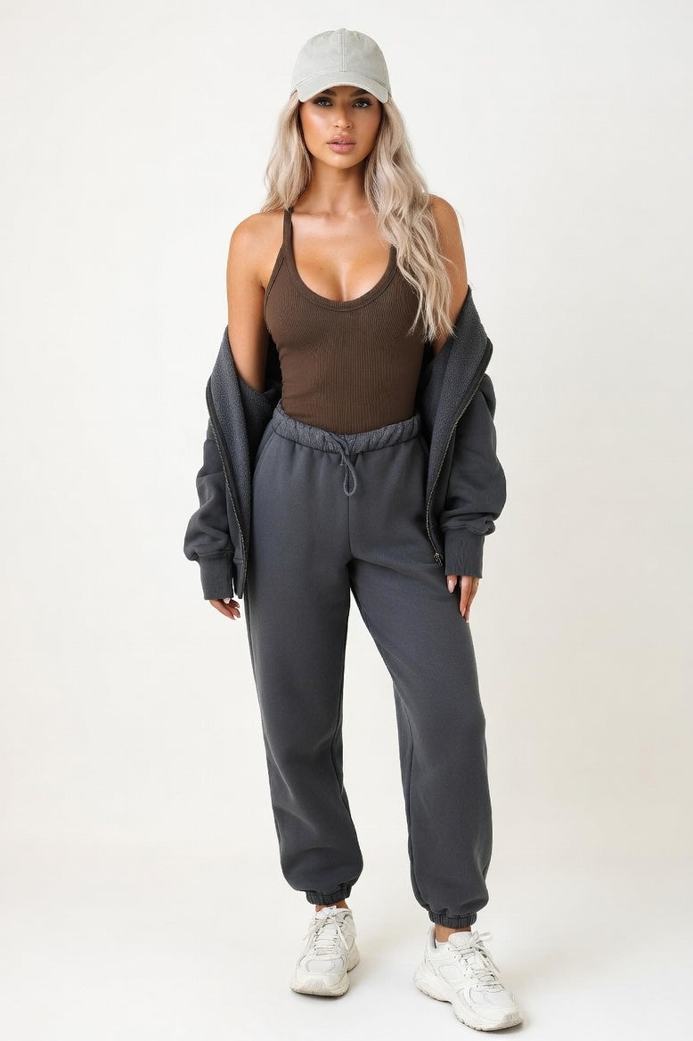Ribbed Knit Vest — Coffee Brown
