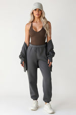 Ribbed Knit Vest — Coffee Brown