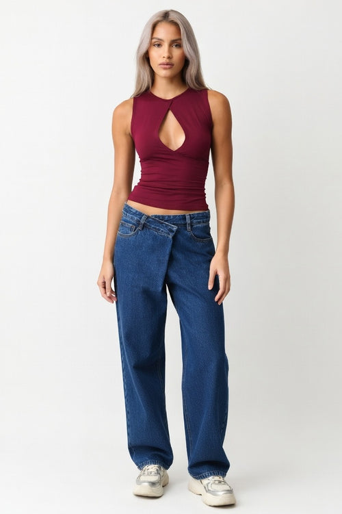 Hollow Sleeveless Vest — Burgundy