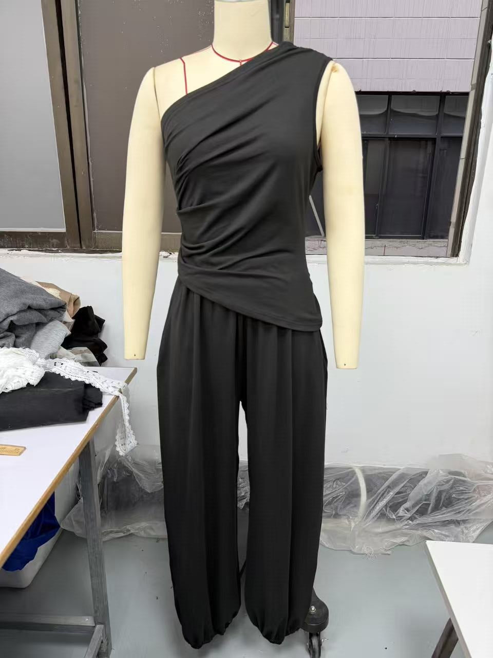 Sleeveless Tank & High-Waisted Wide-Leg Trouser Set — Image 14