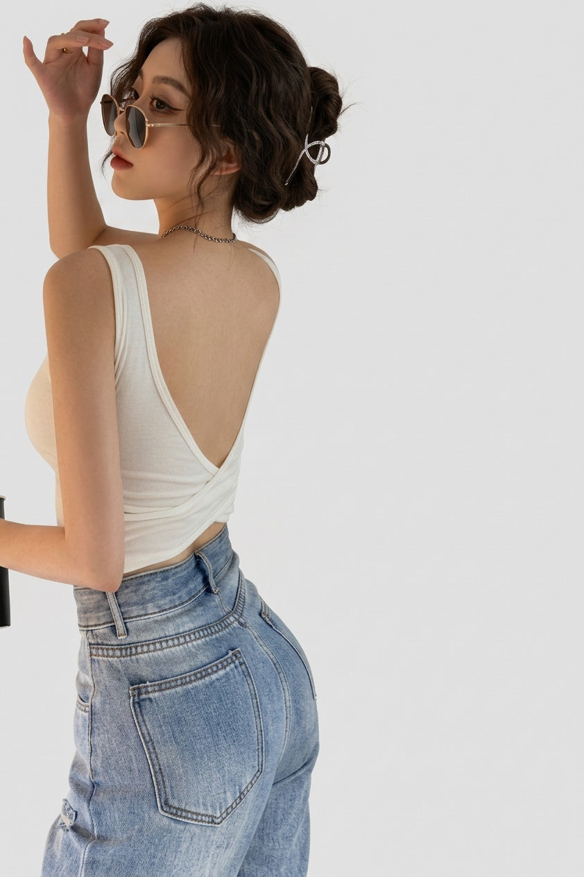 Cross-Back Camisole With Built-In Bra Support — One size (80-120 kg) — Front