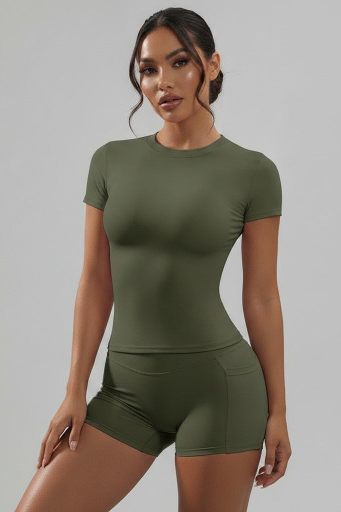 Short-Sleeve Fitted Top & High-Stretch Shorts Set — M — Front